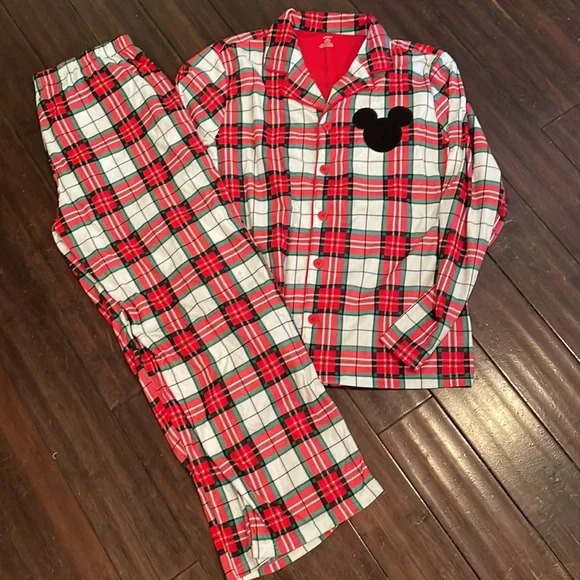 Disney Family Christmas Pjs - Picture 6 of 6